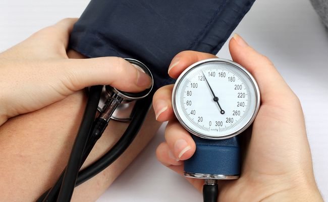 高血圧の基準はウソだった。混乱を極める「健康の正常値」