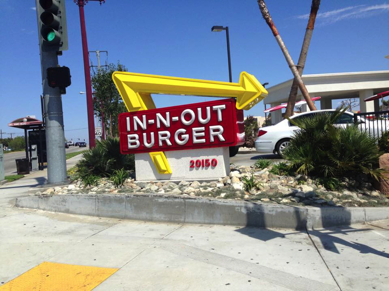 IN-N-OUT copy