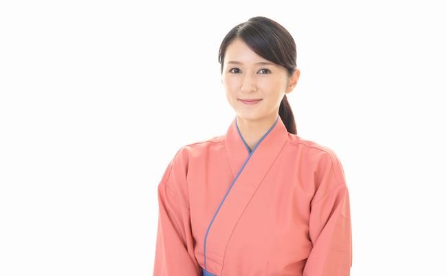 旅館の仲居さんには「心付け」をいくら渡せばいいのか？