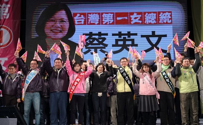台湾人少女に謝罪を強要。中国が致命的な墓穴を掘った台湾総統選
