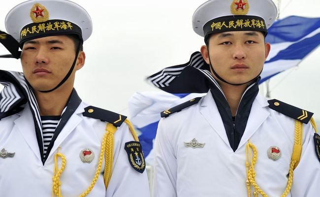 Chinese_sailors_qingdao