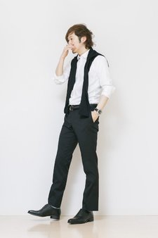 ニットを脱いだスタイル