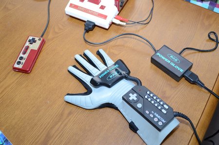 26年も未使用で眠っていた、伝説のファミコン専用コントローラー発見 ...