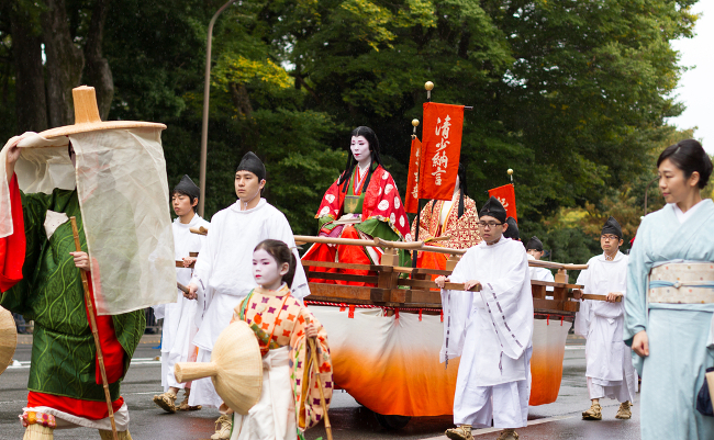 【京都】平安時代へ時間旅行。都の秋を彩る「時代祭」の歩き方