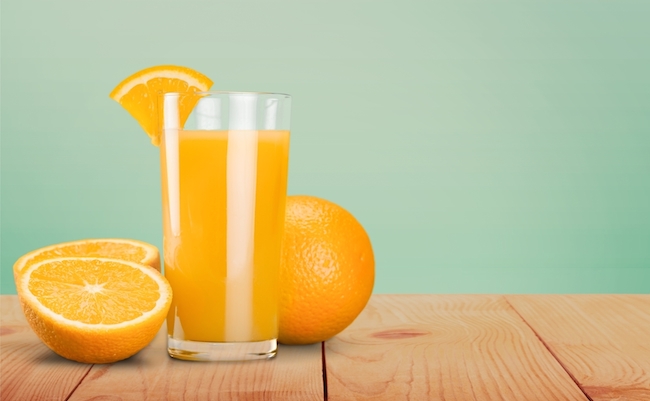 科学者が健康のため毎日飲んでる生搾りオレンジジュースの作り方