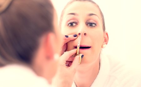 それでも貴方が鼻毛を抜いてはいけない理由 看護師が徹底解説 まぐまぐニュース それでも貴方が鼻毛を抜いてはいけない理由 看護師が徹底解説 まぐまぐニュース