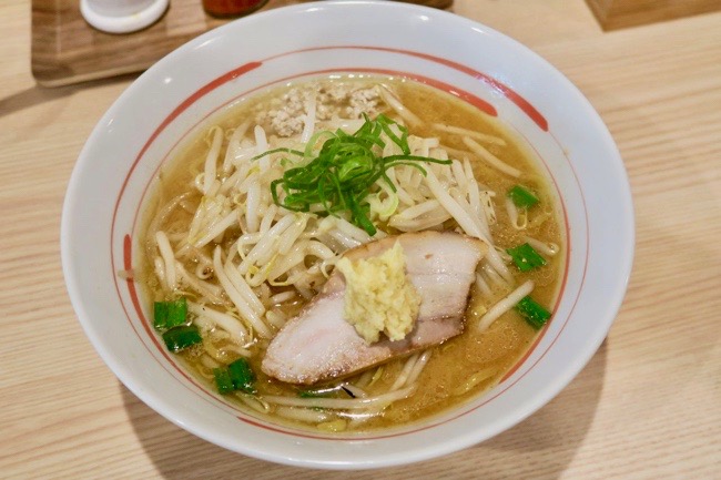 8c1f9b3a65ee8c30e71ba637080fbde3 copy (1)