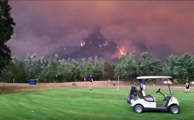 0e900ad84f63618452210ab8baae0218-640x320 copy