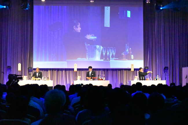 インスタ映えしそうなカクテルがズラリ。日比谷Bar「カクテルコンペ」