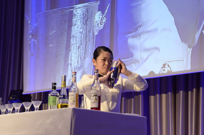 インスタ映えしそうなカクテルがズラリ。日比谷Bar「カクテルコンペ」