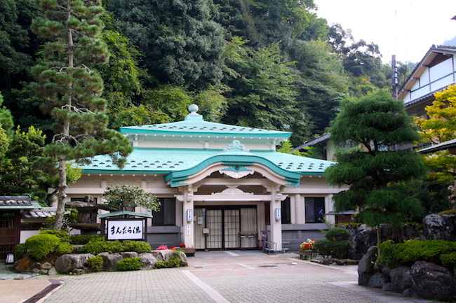 外国人が殺到する城崎温泉、どうやって訪日観光客を36倍に伸ばしたか?