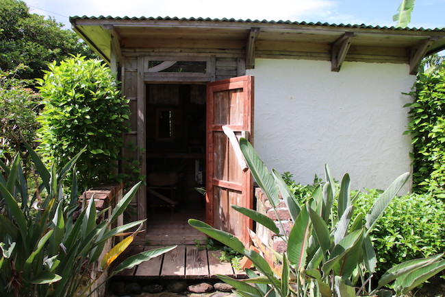 何もない贅沢。沖縄最北の地にひっそり存在する隠れ宿「空の間indigo」