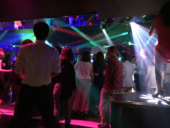 OKバブリー。伝説のディスコ「マハラジャ祇園」復活でお立ち台もフィーバー