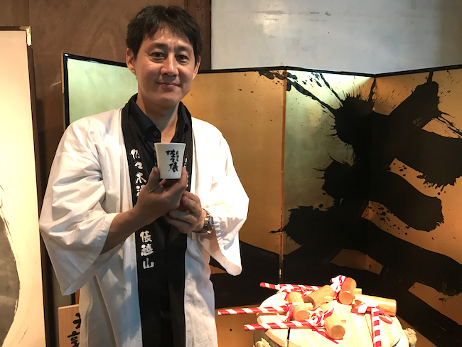 佐々木蔵之介さんの実家で開催される、日本酒飲み放題イベントに潜入