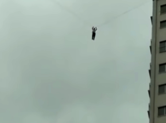 12c525bff316823f46f6b0bf0fd36164 copy