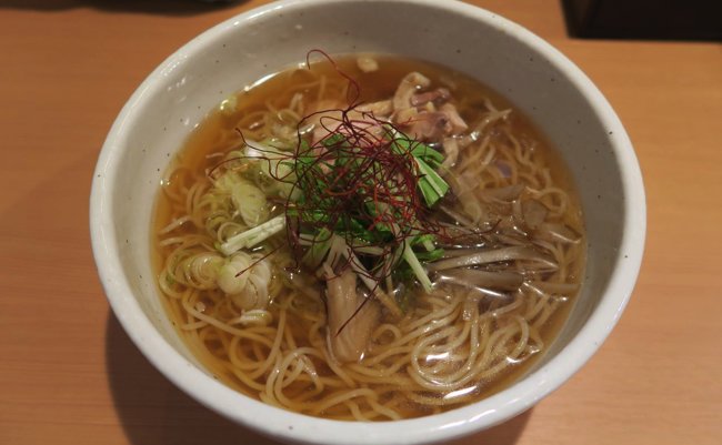 新橋 肉そば鶏中華