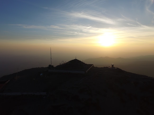 坂本龍馬も登った、天孫降臨の地として知られる「高千穂峰」へ