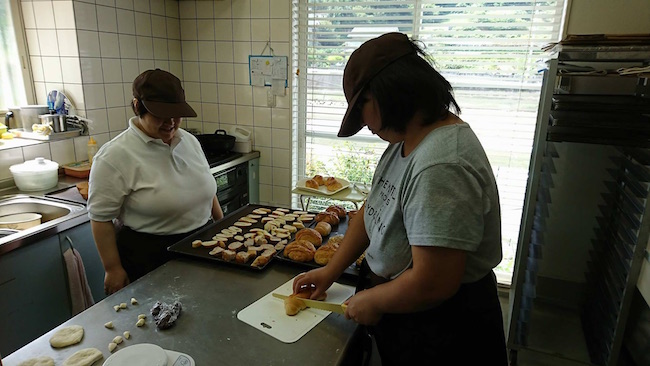 美味しいパンで町おこし…障害者支援の枠を超えて広島で人気拡大