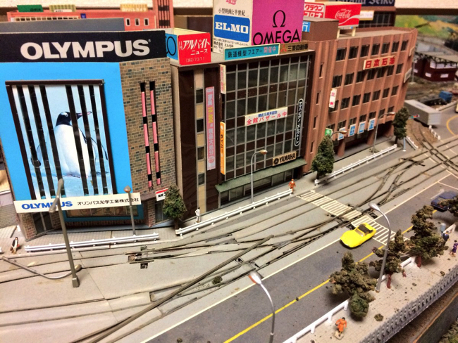 DLWxj4FVYAA36cM copy