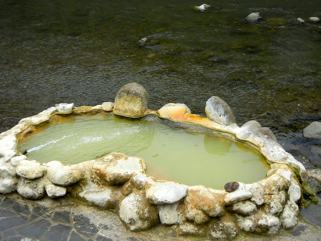 助けて、温泉。急な気圧の変化で自律神経ヤバい人にすすめる全国の炭酸泉