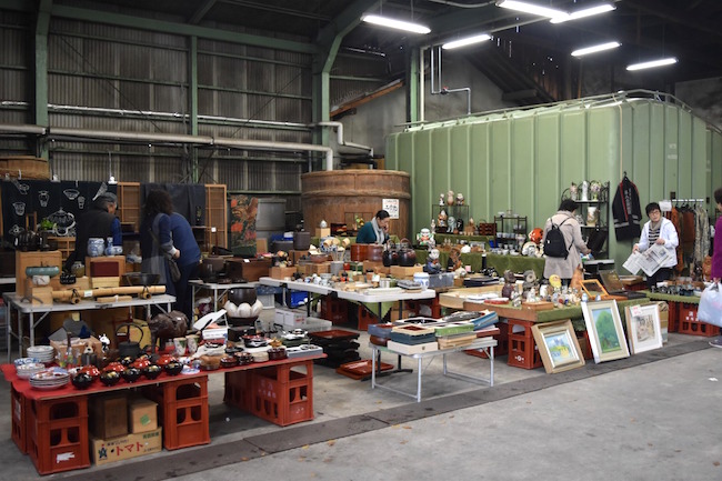 甲州街道の旧宿場町で開催される、「台ケ原宿市」はなぜ人気なのか？