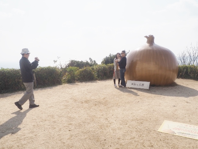 玉ねぎで島を盛り上げたい。淡路島の「おっタマげ」な活動が話題