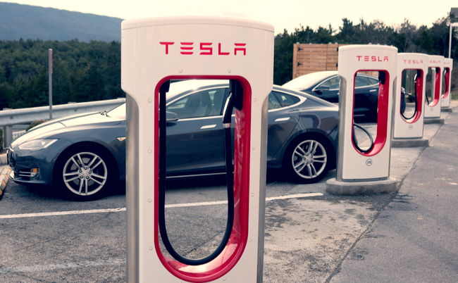 テスラ　TESLA 中島聡　EV 電気自動車