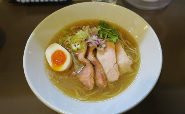 鶏こく中華すず喜　ラーメン官僚