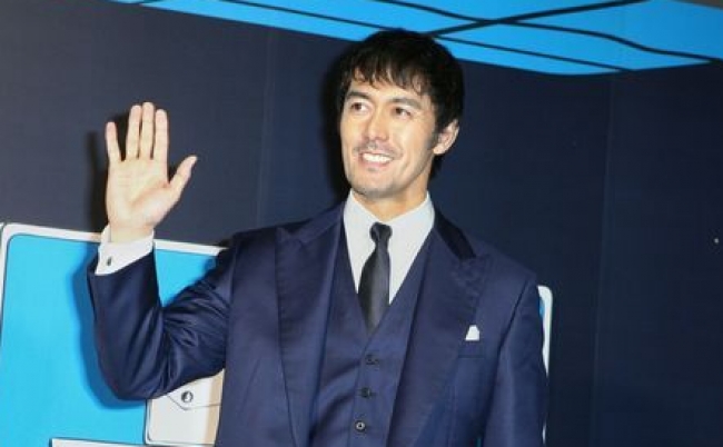 阿部寛　台湾地震　寄付