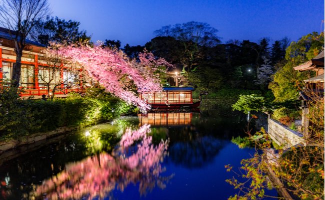 願い事が必ず叶うと噂のパワースポット、京都・神泉苑を訪ねる旅