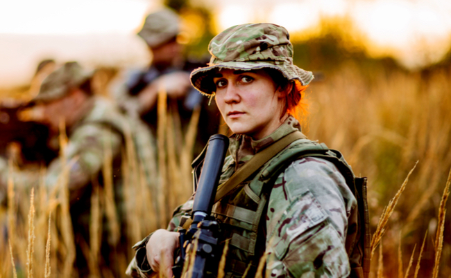 shutterstock_676715194 戦争 アメリカ 経済 津田慶治