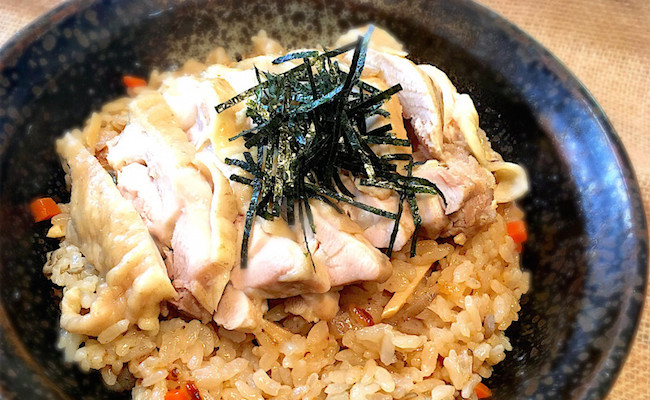 なぜ料理のプロは鶏肉丸1枚使った炊込みご飯を炊飯器で作るのか