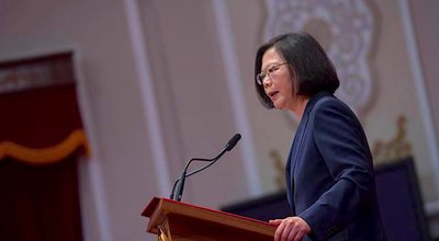 33306863_10155154145811065_6173722030064533504_n copy