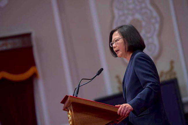 33306863_10155154145811065_6173722030064533504_n copy