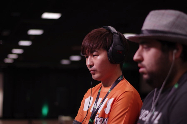 プレイ中のガリレオ氏。出典:ポノスHP