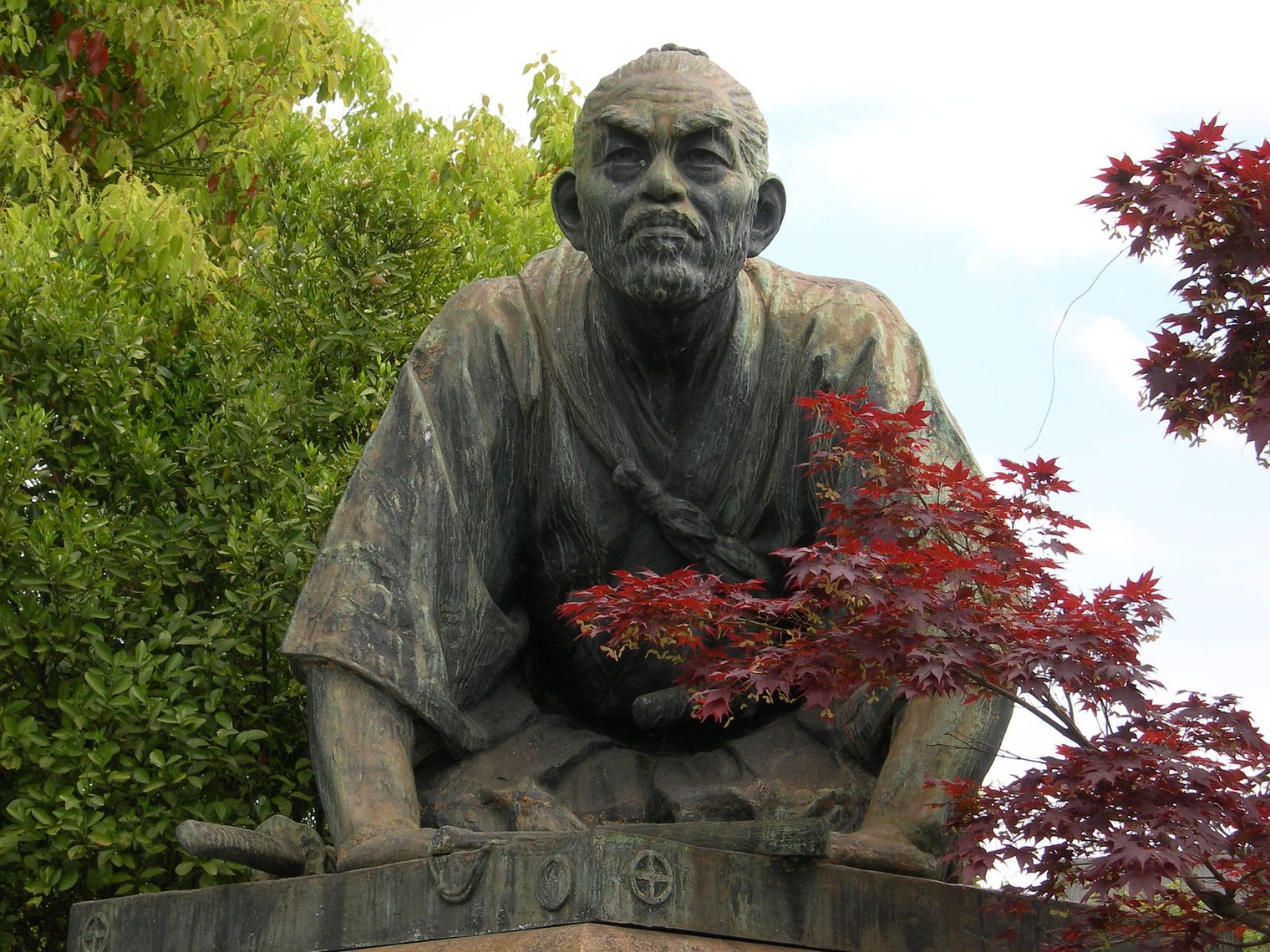 京都の待ち合わせは 土下座前 思想家 高山彦九郎の像を訪ねて まぐまぐニュース