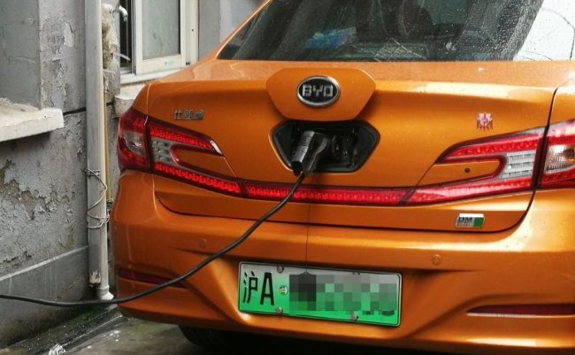 中国で増える電気自動車を見て感じた、日本車メーカーの暗い未来