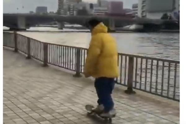 8dab08a6abcf88cde130ad75aa3d265b