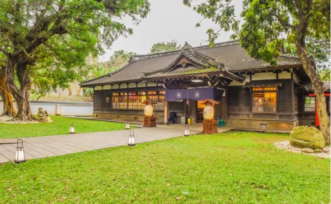 shutterstock_1351921352