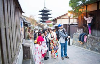 訪日客に文句ばかりの日本人に足りぬ「迷惑」をカネにする発想