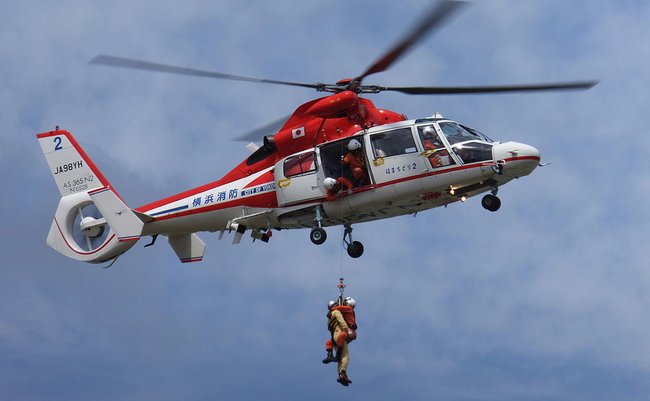 1024px-JA98YH,_Aerospatiale-AS365N2,_Yokohama_City_Fire_bureau,_Hamachidori2,