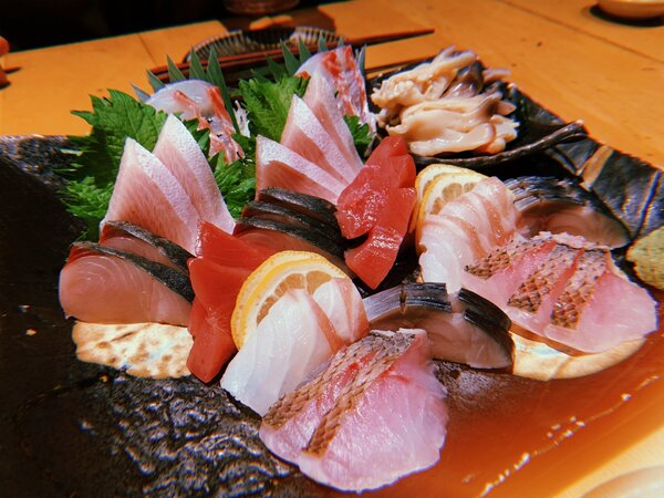 外せないお刺身の盛り合わせ/image by:編集部