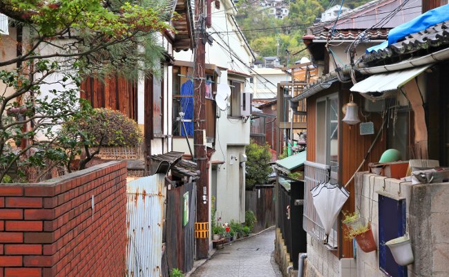 shutterstock_1586332324