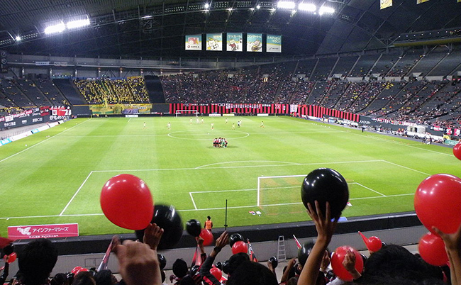 1024px-Sapporodome20131103