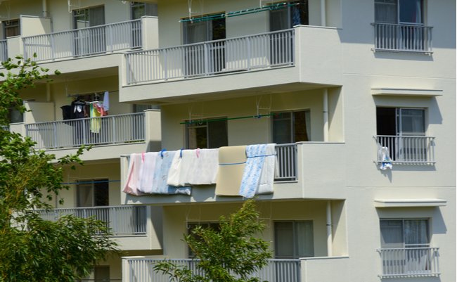 shutterstock_1714490599