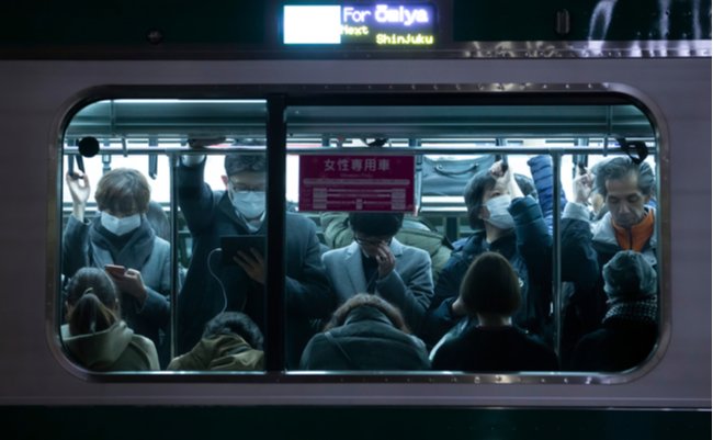 shutterstock_1694369896