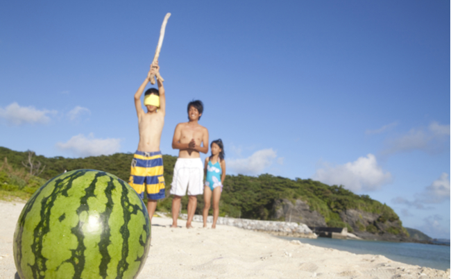 なぜ スイカ割りはアドバイスする人が多いほど成功しないのか まぐまぐニュース