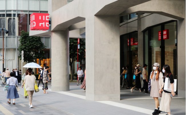 shutterstock_1764028415