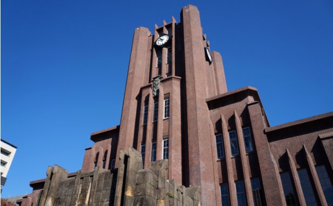 shutterstock_2336200121