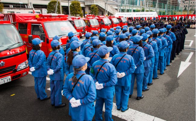 月の報酬たった3千円。激減する消防団員のために国が今すべきこと